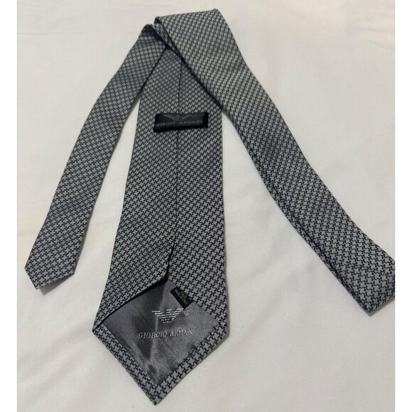 Giorgio Armani Gray Houndstooth 100% Silk Mens Tie Made In Italy - Picture 3 of 8
